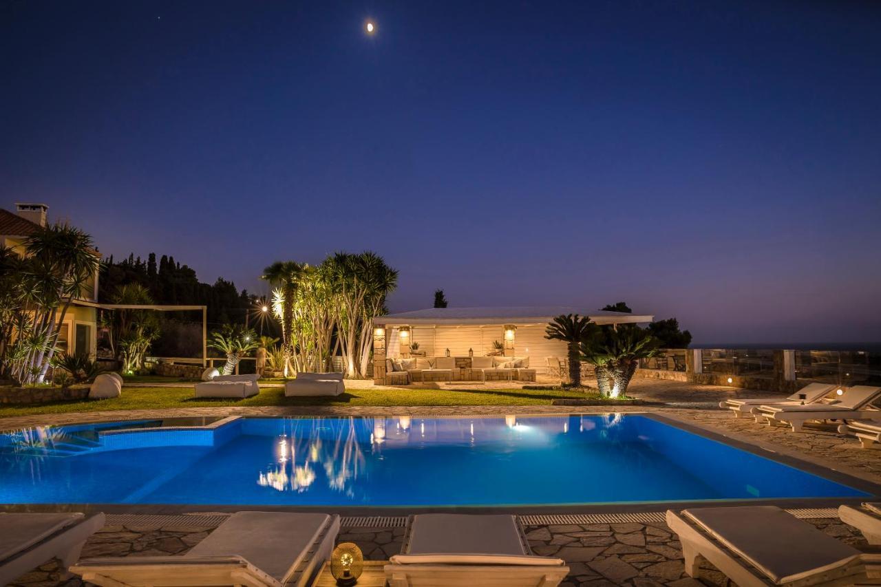 Agnanti Suites Minia Exterior foto