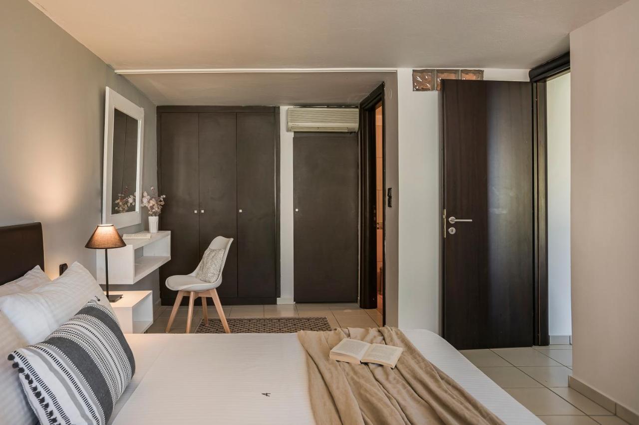 Agnanti Suites Minia Exterior foto