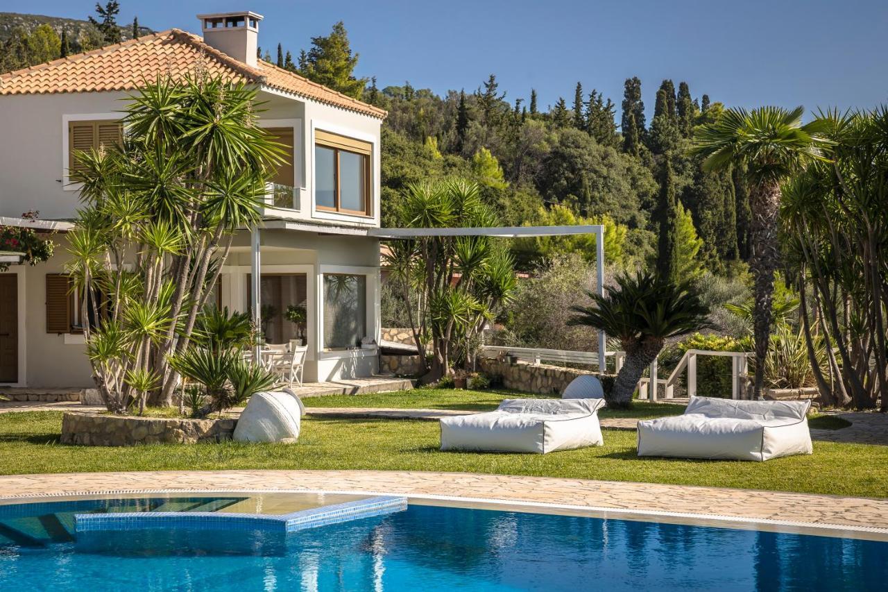Agnanti Suites Minia Exterior foto